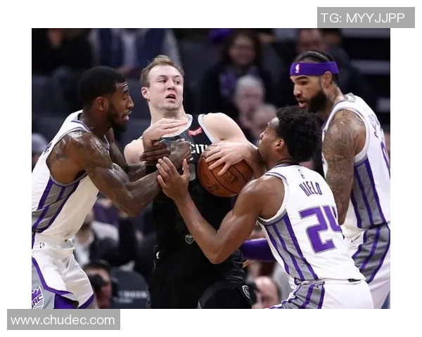 勇士与马刺激战正酣直播室全程回顾精彩瞬间与赛后分析